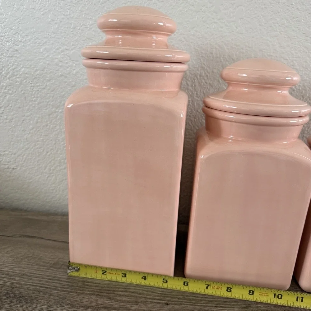 Set Of 4 Vintage MCM Salmon Pink Ceramic Glazed Canisters With Lids 80's? 90's?